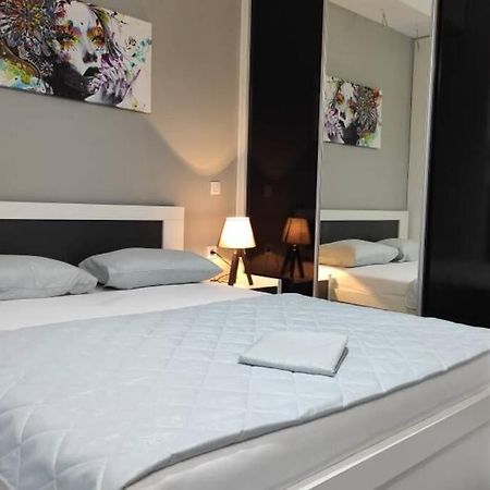 Centar One Apartmant สโกเปีย ภายนอก รูปภาพ